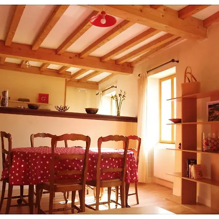 Le Relais De La Place A Ferienhaus