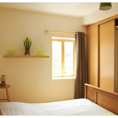 Ferienhaus Le Relais De La Place A Ambierle